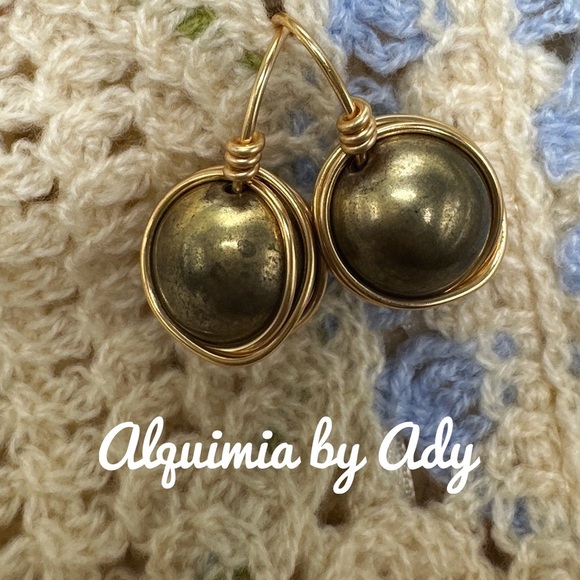 Handmade old gold pearls drop hoops dangle chunky earrings - Picture 1 of 1